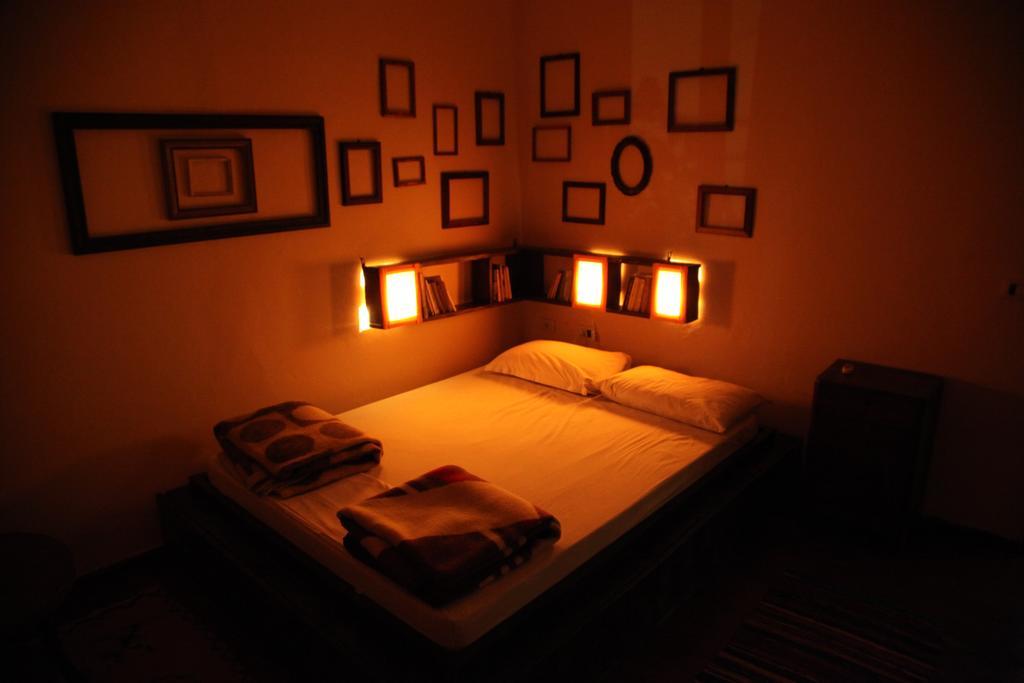 Trip'N'Hostel Tirana Room photo