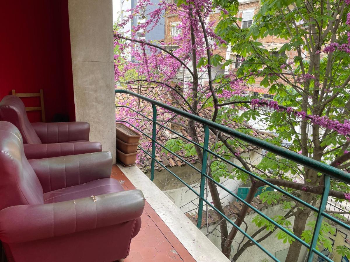 Trip'N'Hostel Tirana Exterior photo