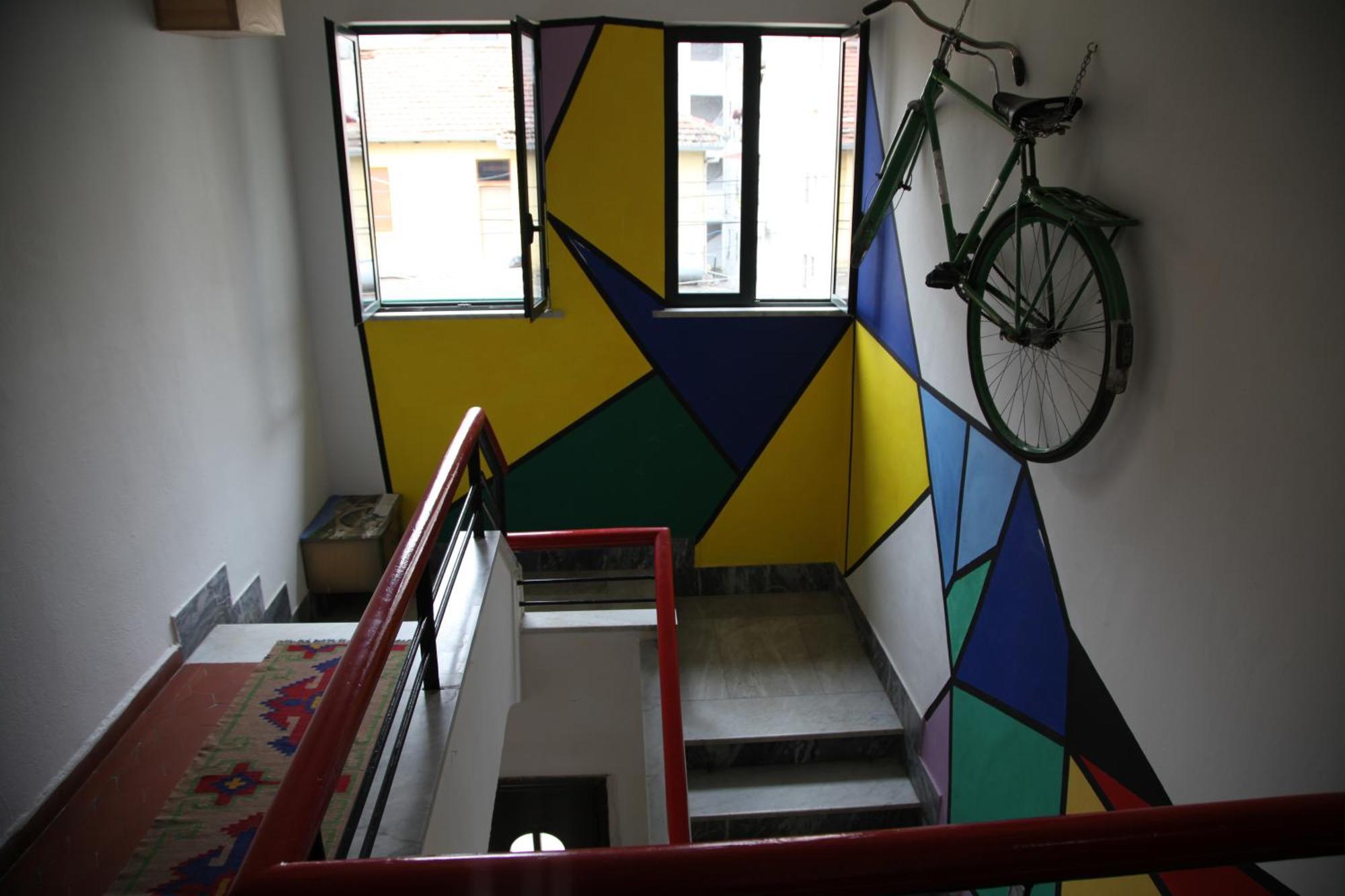 Trip'N'Hostel Tirana Exterior photo